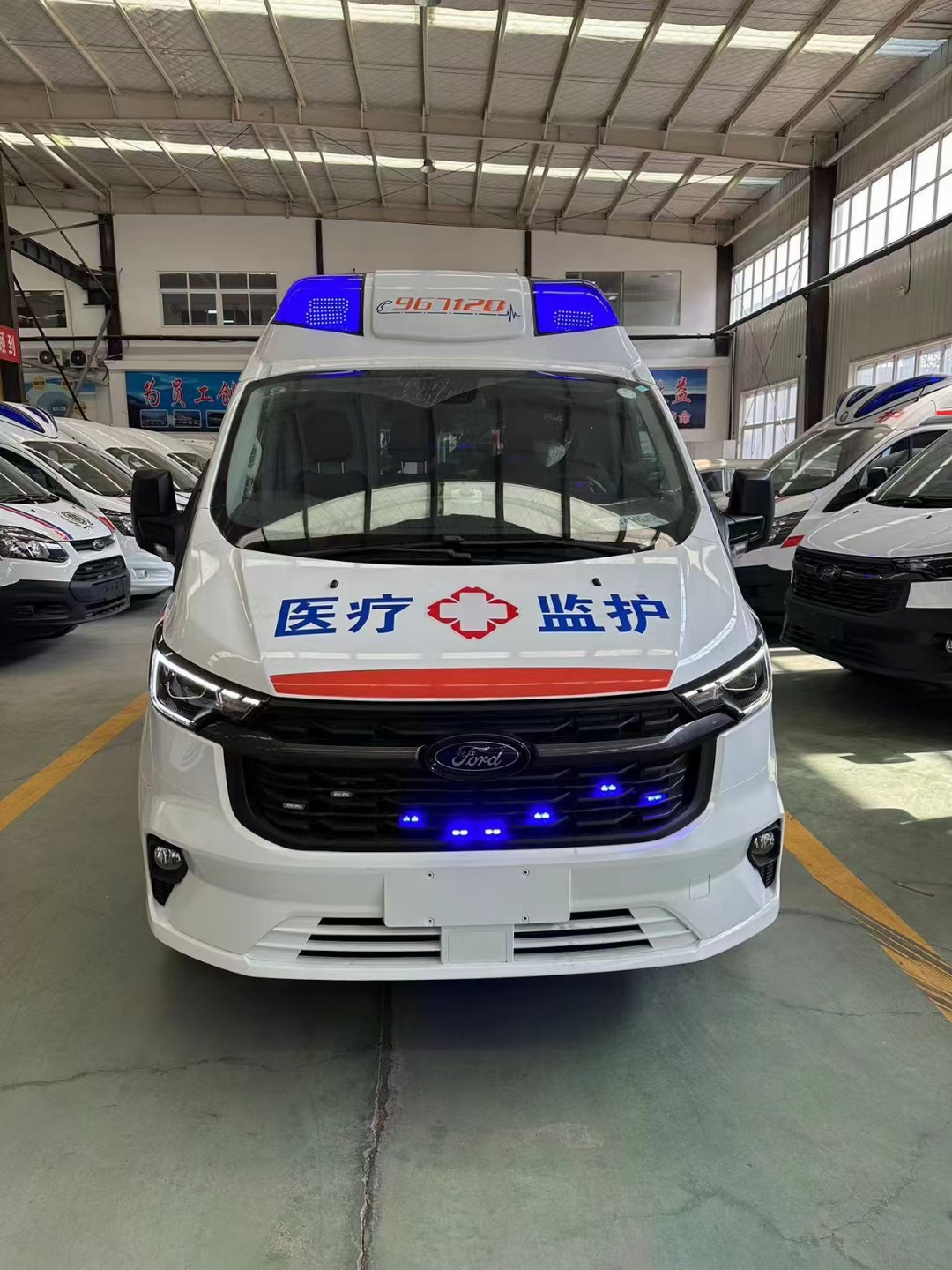 上海市松江区中心医院医院附近救护车出租 到福建福州医科大学附属人民医院怎么收费 康达救护车出租电话18321136120